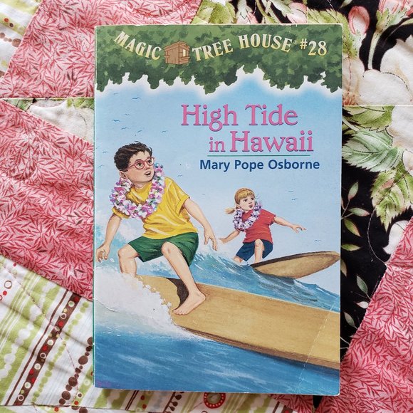 6/$15, High Tide in Hawaii (Magic Tree House 28) by Mary Pope Osborne - Picture 1 of 2